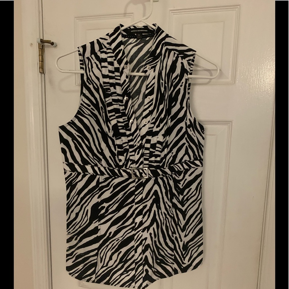 Express Sleeveless Blouse